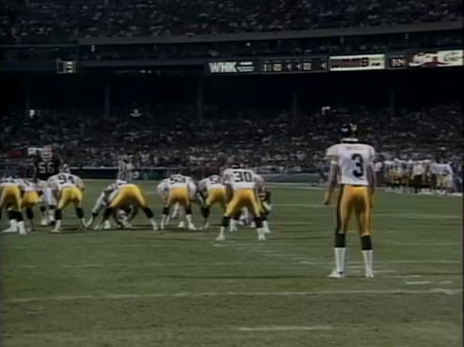 Throwback Thursday 🏈:

October 24, 1993

#Steelers 23
#Browns 28

Watch PR Eric Metcalf score the 75-yard game sealing touchdown!

#DawgPound 