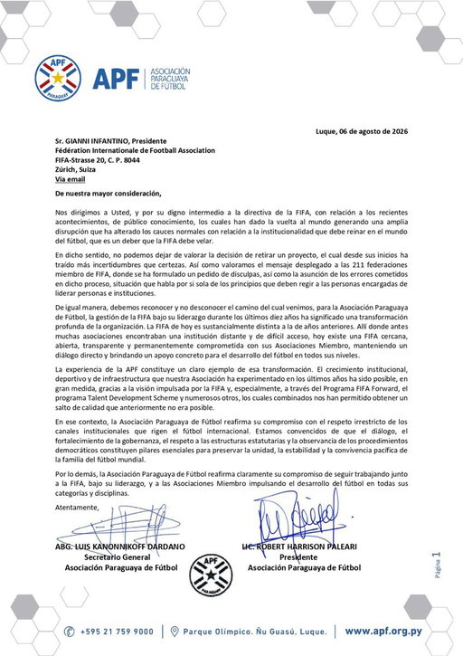 El Consejo Ejecutivo de la Asociación Paraguaya de Fútbol aprobó el envío de una carta institucional al Presidente de la FIFA, Gianni Infantino, y a su Consejo, reafirmando el respaldo de la APF a la institucionalidad del fútbol mundial y reconociendo la transformación que la FIFA ha impulsado durante la última década en beneficio de sus Asociaciones Miembro.

Asimismo, la APF renovó su compromiso de seguir trabajando junto a la FIFA y a las 211 Asociaciones Miembro para continuar promoviendo el desarrollo del fútbol en todas sus categorías y disciplinas.