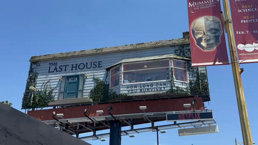 Breaking: A person is living inside The Last House billboard on Sunset Blvd for the next 48 hours!!! 😱 @netflix 