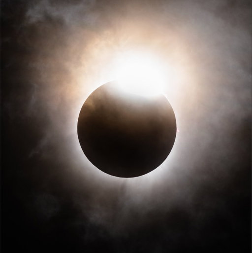 4 celestial events are happening on Aug. 12:

• 6-planet alignment in the early morning

• Partial solar eclipse visible in parts of the U.S. and beyond

• New moon at 1:36 p.m. EDT / 10:36 a.m. PDT, creating darker skies

• Perseid meteor shower peaks from midnight to dawn, with up to 100 meteors per hour under ideal conditions

(via @USATODAY )