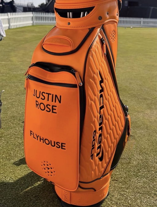 First @McLarenF1 signed golf bag giveaway!!

Just RT for a chance to win it!!

I’ll pick one winner on Monday 17th September… 🍀 