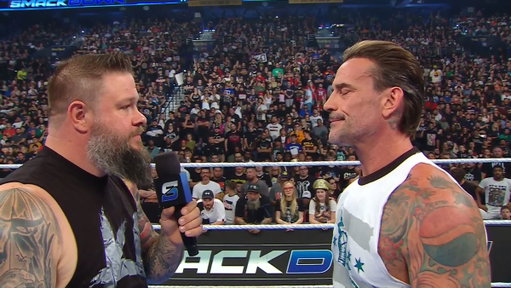 Things are getting HEATED in Philly! 😱

And it's only just the start between Kevin Owens and CM Punk... 👊 