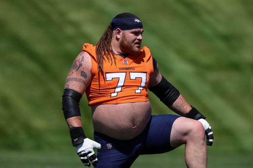 .@nfltrade_rumors ranks the top offensive lines in the NFL:

1 - Denver Broncos
2 - Buffalo Bills
3 - Philadelphia Eagles
4 - Chicago Bears
5 - Tampa Bay Buccaneers 
6 - Kansas City Chiefs
7 - Dallas Cowboys
8 - Seattle Seahawks
9 - Los Angeles Rams
10 - San Francisco 49ers 