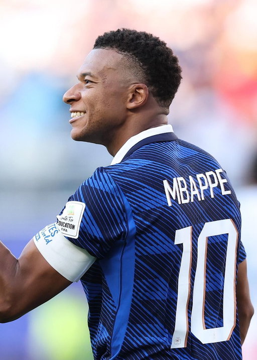 Top-10 Football Players in the World right now, via Yahoo:

1. Lionel Messi
2. Kylian Mbappe
3. Erling Haaland
4. Harry Kane
5. Lamine Yamal
6. Rodri
7. Ousmane Dembele
8. Vinicius Junior
9. Michael Olise
10. Jude Bellingham

8% chance on Kalshi for Mbappe to win the Ballon d'or 