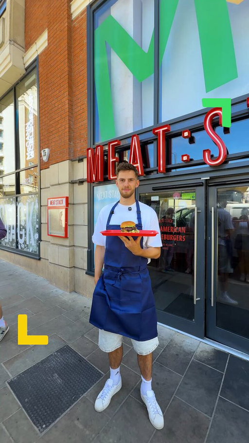 The bonkers Anton Stach news Leeds United fans didn’t see coming! 🍔The Whites midfielder now has his own BURGER 🤯and we’re all for it 😋

The burger will be on the menu at Meat:Stack from next Tuesday (18th August), with £2 from each sale going to the Elhadj Diouf Foundation 👏 