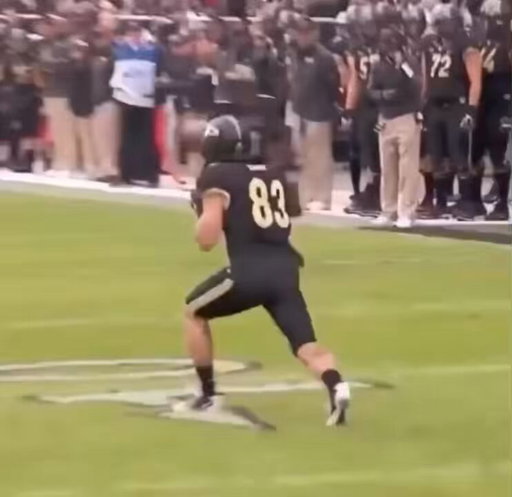 Never forget when Ezekiel Elliott hit-sticked on Raheem Mostert in college 😳 