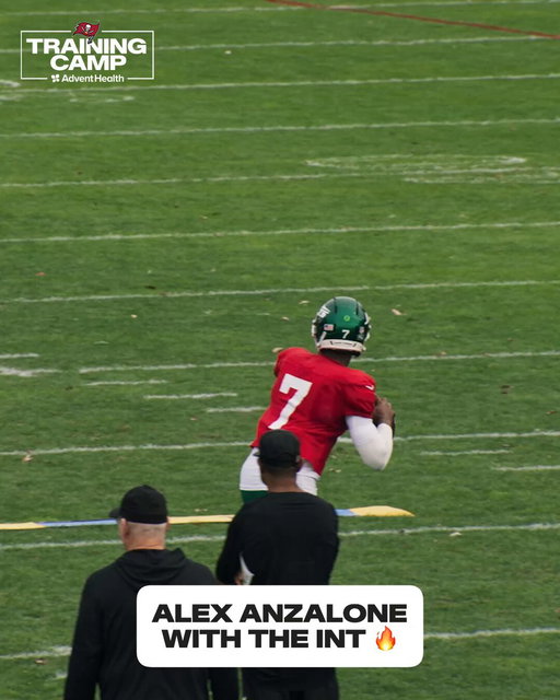 Alex Anzalone = Playmaker 👏 