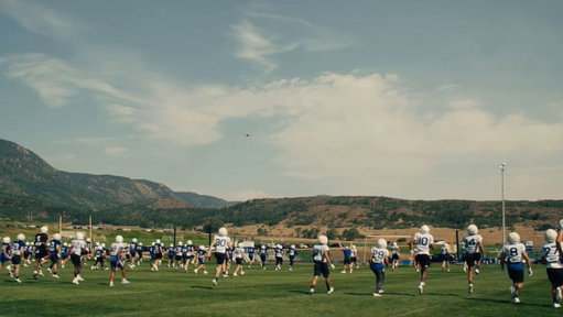 WATCH: F-16 jets fly over Air Force’s fall camp practice🇺🇸

(via @AF_Falcons)