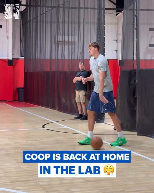 Home cookin’ w/ @Cooper_Flagg  in Maine 📍

#MFFL 