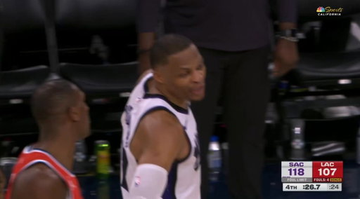 What was your favorite Russell Westbrook moment on the Kings?

This is up there for me😭💜

Russell took no disrespect‼️ 