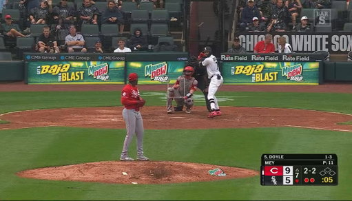Babe Ruth would shit his pants if he saw this pitch  