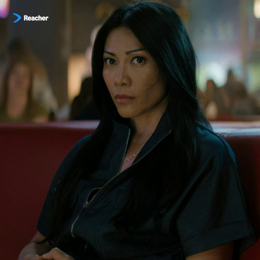 Apa nih arti di balik lihat-lihatannya Lila dan Amisha? 👀

🎬: Reacher 