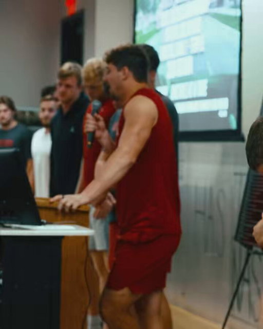 Who remembers The Man @Danny_Stutsman giving a portion of his NIL money to OU walk-ons?

One question though…

Did Danny EVER get his money back from his fellow LB @HeineckeOwen?! 😭😂 