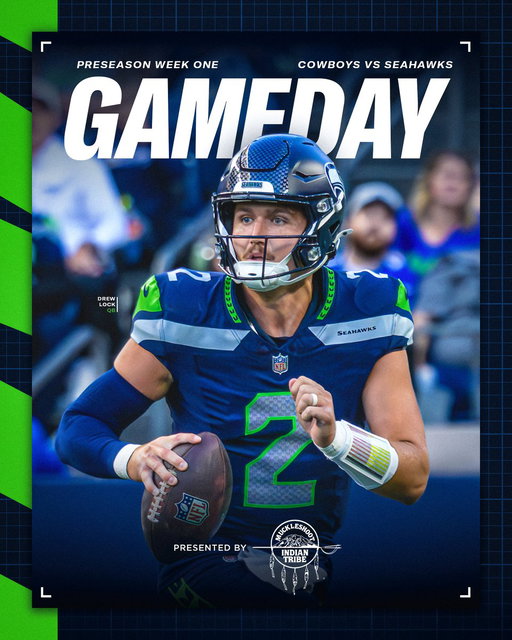 We play football today 🗣️ 