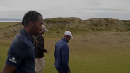 JR Smith: “You can’t wake up and become LeBron James everyday, sometimes you gotta be JR Smith.”

LeBron James: “Nah f***that.” 😭

(via LeBron James/YT) 