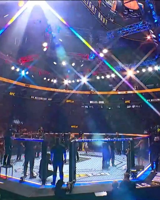 WE ARE LIVE IN PHILLY 🦅

UFC 330 is going to be EPIC!!! 