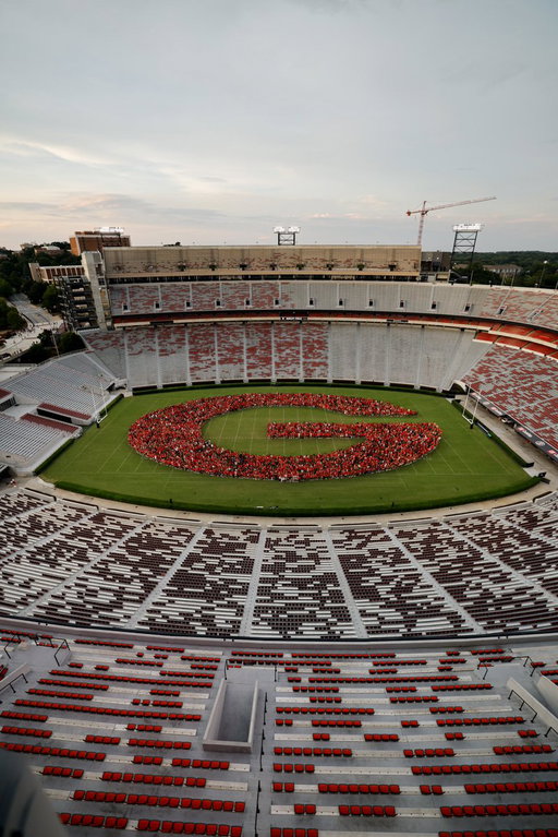 Class of 2030, we’ve been waiting for you! ❤️🖤 @ugaalumniassoc 