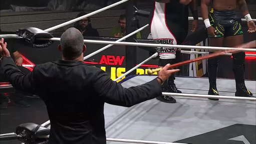 .@FightBobby, @SheltyB803 &amp; @The305MVP aren't getting paid by the hour!

Watch #AEWCollision on TNT &amp; HBO Max 