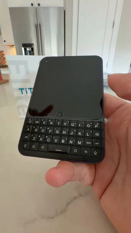 Here’s my first 2026 keyboard phone review/first impressions: UNIHERTZ TITAN 2 ELITE

Yeah, keyboard phones are back. 