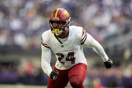 ESPN source: Eight-time Pro-Bowl LB Von Miller is expected to sign with the Dallas Cowboys.

Miller is from Texas, went to Texas A&amp;M, and now is headed to play for the Dallas Cowboys. 