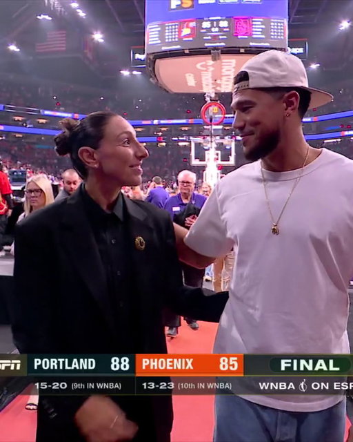 Book catching up with the legend in Phoenix 🔥

Devin Booker showed love for Diana Taurasi's jersey retirement ceremony 👏 