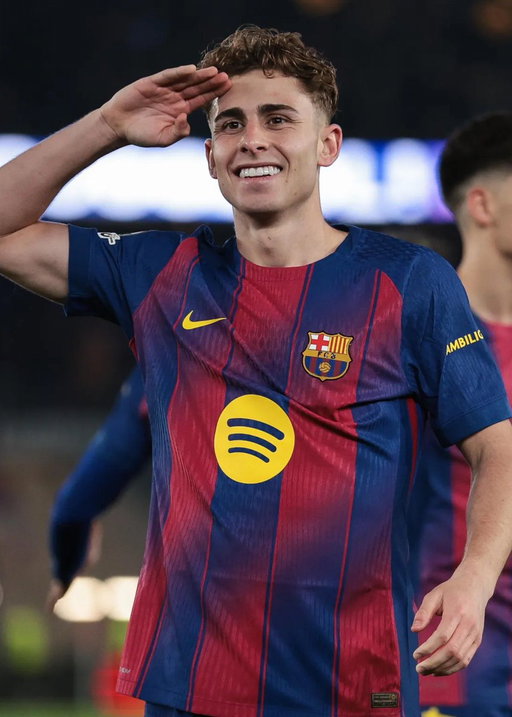 NEW: Barcelona is now the favorite to win the Champions League on Kalshi:

17% — Barcelona
17% — PSG
14% — Bayern Munich
13% — Arsenal
12% — Real Madrid
10% — Manchester City
8% — Liverpool
5% — Manchester United
3% — Atletico, Inter
2% — Aston Villa, Dortmund 