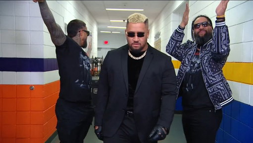 .@WWEUsos are beyond excited to deliver Solo Sikoa to @WWERomanReigns tonight! 👀 