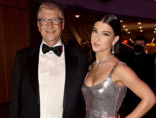 Supervillain Loading: Bill Gates' daughter Phoebe reportedly took a secret class at Stanford that focused on controlling society and ruling the world 