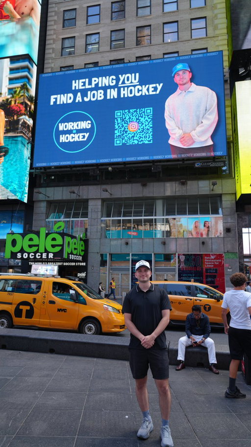 I decided I wanted to see the Working in Hockey brand featured in Times Square before moving out of the city in a few weeks, so here we go!

Keep your eyes peeled if you're in NYC today! 