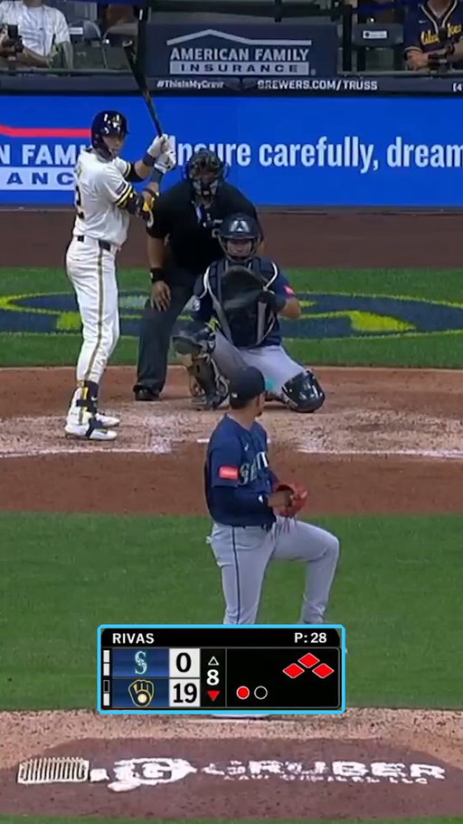 Julio Rodriguez forgot how many outs there were and gifted the Brewers their 21st run of the night 