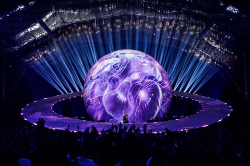 Immersive visuals shined at SATURN 2026 Brazil. 🪐 Using two Christie Griffyn 4K50-RGB projectors, ON Creative Tech mapped a 20m sphere for Illusionize's electronic music event, creating a stunning audiovisual experience for 6,000 attendees. Discover how: https://ow.ly/fV8b50ZAzr2 