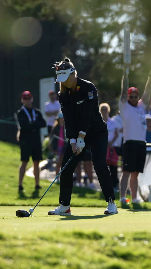 Defending Champ. 🇨🇦 #BrookeBrigade @BrookeHenderson 