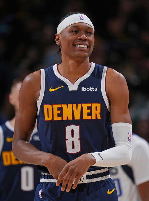 Cavs, Nuggets, and Clippers have agreed on a trade that sends Peyton Watson to Cleveland and Max Strus to LA, per @ShamsCharania

Watson will sign a new 4-year, $88M deal to join the Cavs 🔥

Nuggets receive an unprotected 2031 Cavs 1st-round pick and a 2032 Kings 2nd-round pick 