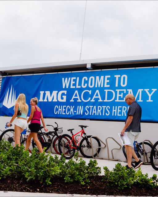 It's the most wonderful time of the yeaaaarrrrr ✨ 

Welcome to all of the new student-athletes beginning their journey at IMG Academy!

The start of a new school year means new opportunities to learn, train, compete, build friendships, and discover what’s possible. 