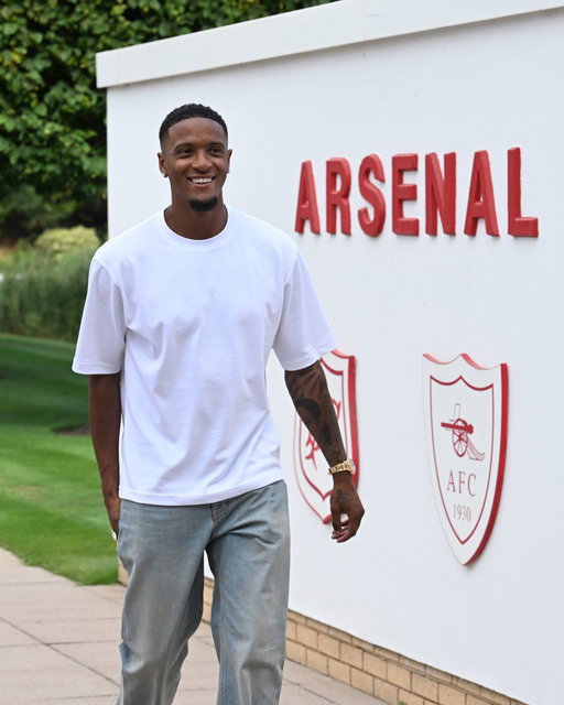 🆕 Ezri Konsa

#UCL 