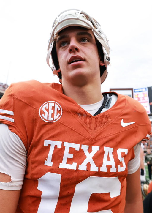 Favorites to go #1 in the 2027 NFL Draft, via Kalshi:

28% — Arch Manning
18% — Dante Moore
12% — CJ Carr
11% — Jeremiah Smith
11% — Darian Mensah
10% — LaNorris Sellers
5% — Julian Sayin
4% — Dylan Stewart
4% — Drew Mestemaker

Who else can become a top candidate? 