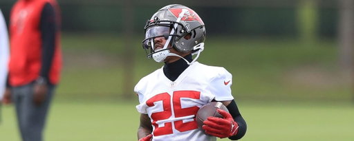 The #Texans new look WR room:

- Nico Collins 
- Xavier Hutchinson 
- Jaylin Noel 
- Jared Wayne 
- Sterling Shepard 
- Zay Jones
- Lewis Bond 
- Justin Watson 

There could be some gut wrenching cuts in the next up coming weeks. 