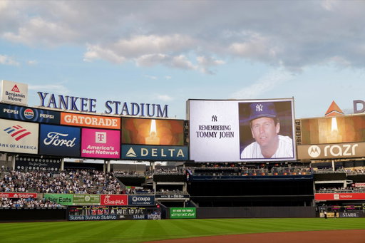 The New York Yankees honored Tommy John prior to tonight's game against the Toronto Blue Jays ❤️ 