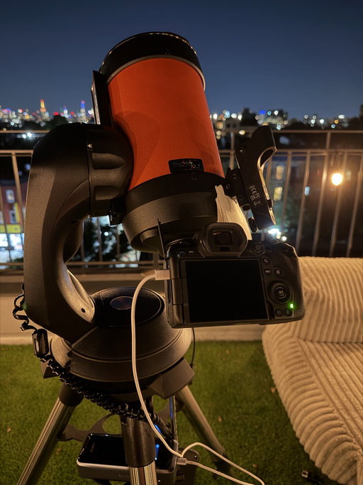 nobody asked but I recently got a telescope from my roof and ive never been happier 