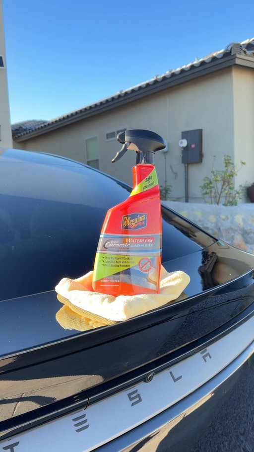 Time for the weekend wipe down! Hybrid Ceramic Waterless Wash &amp; Wax. 

#meguiars #detailer #waterless #carwash #ReflectYourPassion 