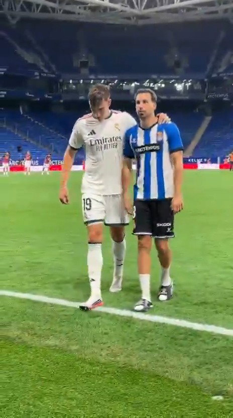 ⭐ Carlos Espí &amp; @EduExposito, dos jugones. 

insideLALIGA | EspanyolRealMadrid | VUELVELALIGA | LALIGAEASPORTS 