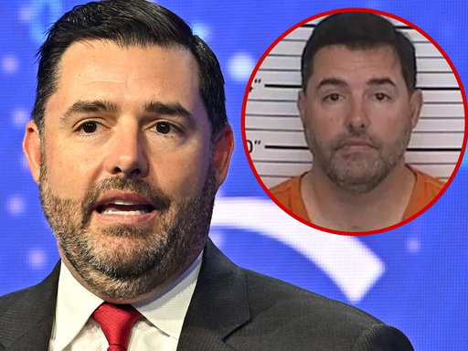 👀 49ers owner Jed York allegedly arranged trailer park tryst in prostitution arrest. 

Read more: https://t.co/1mQD1mOI7V 