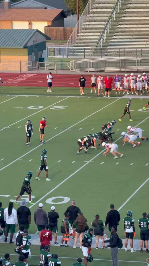 WATCH: Waxahachie (TX) WR Kentorion King shows off his INSANE speed as he takes it to the house for the TD😳

King is committed to Colorado State. 

https://www.on3.com/rivals/kentorion-king-281016/ 