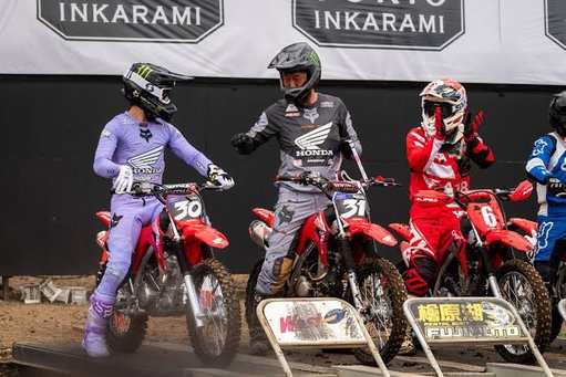 今年も125レースにチャレンジしようと思ってます、勝負したい方エントリーして下さいね笑 