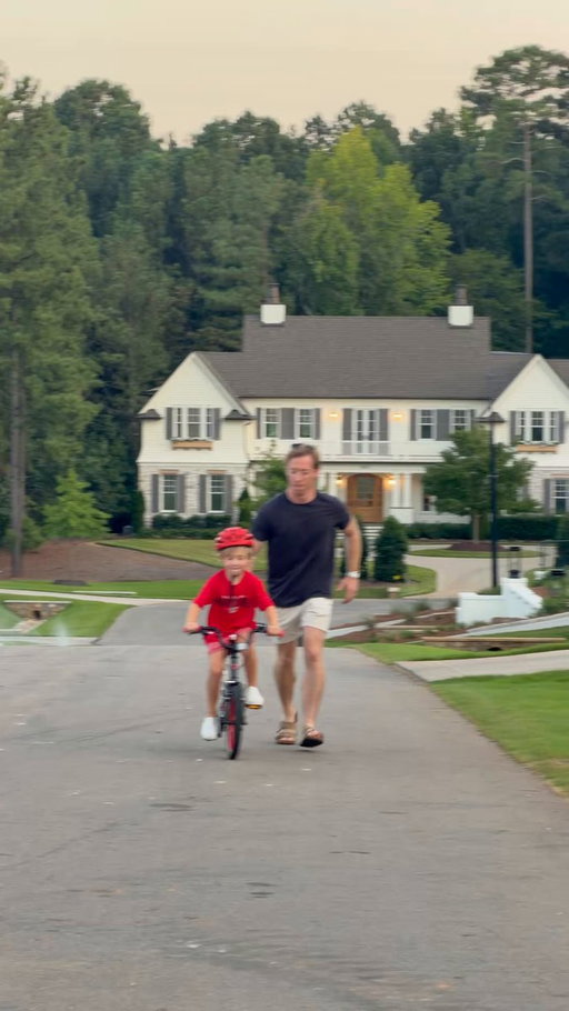 Peak Dad experience = helping your son learn to ride a bike. It all clicked for him tonight.  🥹 