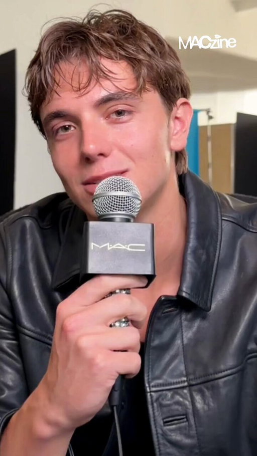 We all had a Francisco Lachowski phase, right?
Watch @jaydenjames talk about how he got into fashion and his current obsession now.

Check out MACzine for the full story – link in bio.
#MACzine
https://mac-cosmetics.visitlink.me/3gxOnU 