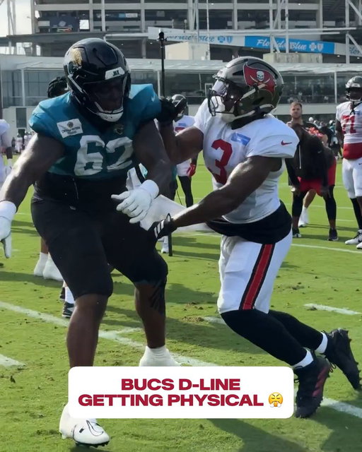 This D-line is going to be a PROBLEM for QBs 💪 