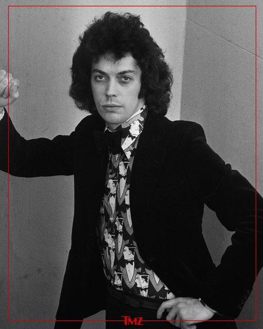 Tim Curry -- the legendary film and TV actor best known for playing Dr. Frank-N-Furter in the cult classic "The Rocky Horror Picture Show" -- has died 🕊️ 