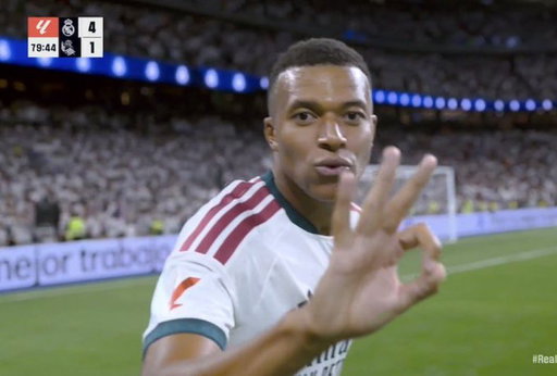 🚨HAT TRICK

Kylian Mbappé secures his third goal of the match vs Real Sociedad 