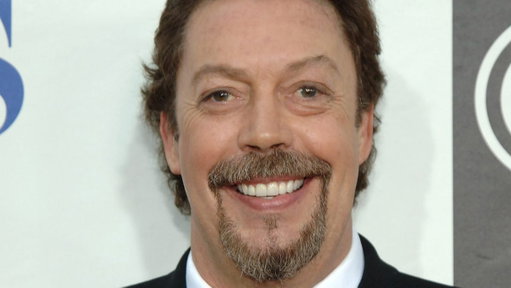 Prolific British actor Tim Curry has died aged 80, leaving behind a storied legacy that includes iconic roles in productions like The Rocky Horror Picture Show, Muppet Treasure Island, Home Alone 2, and many more. https://t.co/yzdNLxBBXm 